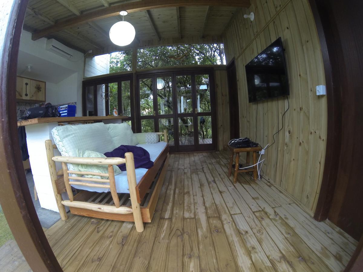 Pousada Guarda Beach House Гуарда-ду-Ембау Екстер'єр фото