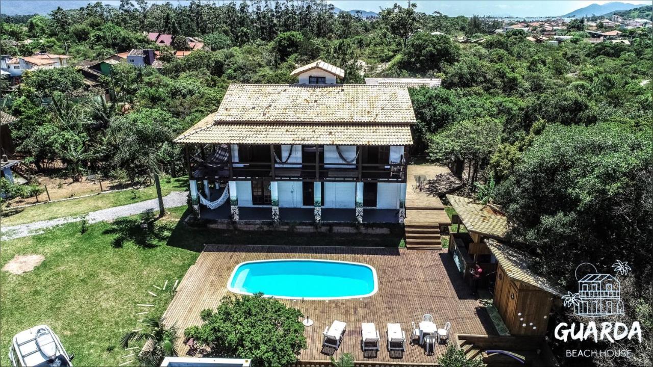 Pousada Guarda Beach House Гуарда-ду-Ембау Екстер'єр фото