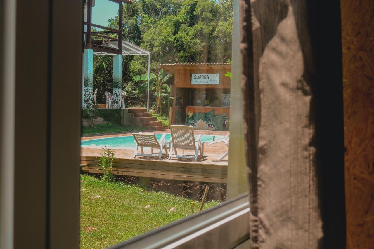 Pousada Guarda Beach House Гуарда-ду-Ембау Екстер'єр фото
