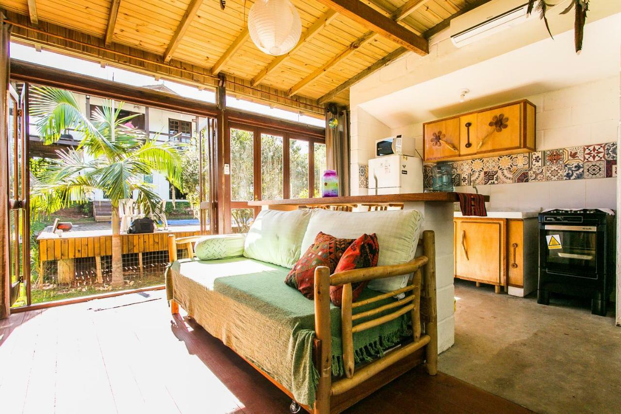 Pousada Guarda Beach House Гуарда-ду-Ембау Екстер'єр фото