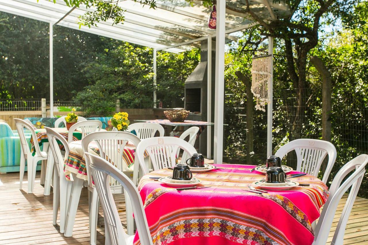 Pousada Guarda Beach House Гуарда-ду-Ембау Екстер'єр фото